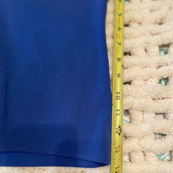 CABLE & GAUGE Ladies royal blue sweater size M - Picture 5 of 8